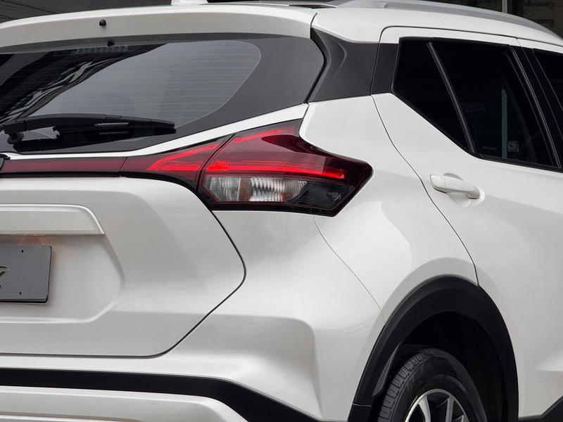 Nissan Kicks Sense CVT - foto 11