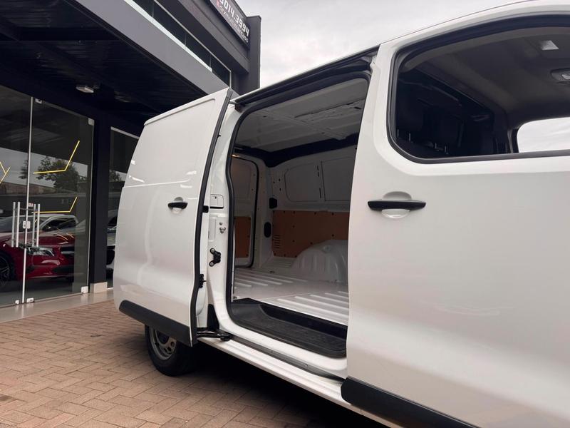 Peugeot Expert Cargo - foto 12