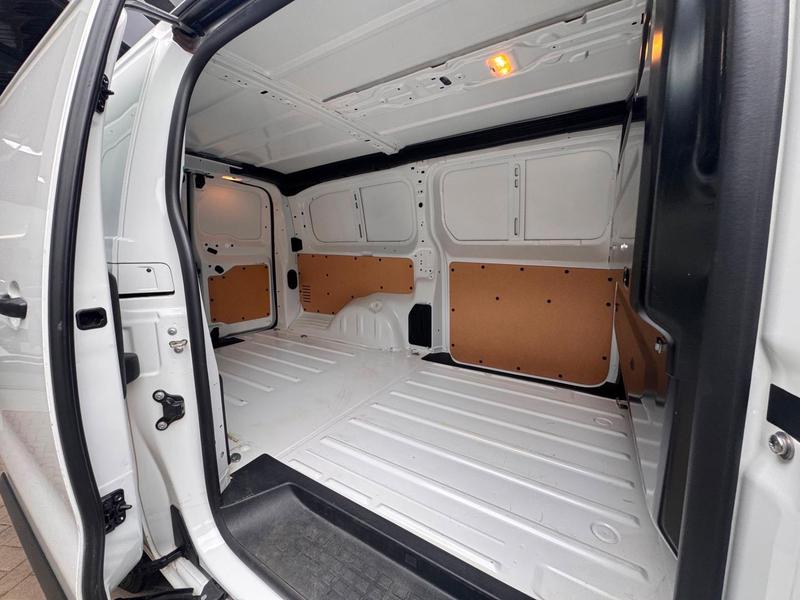 Peugeot Expert Cargo - foto 8