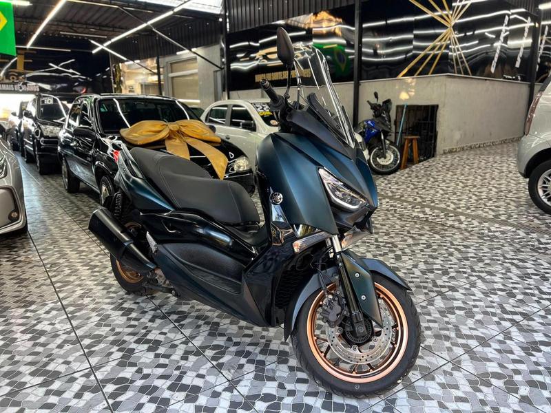 YAMAHA XMAX 250 ABS