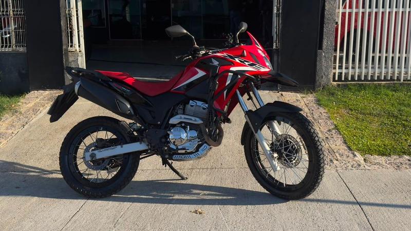 HONDA XRE 300 ABS