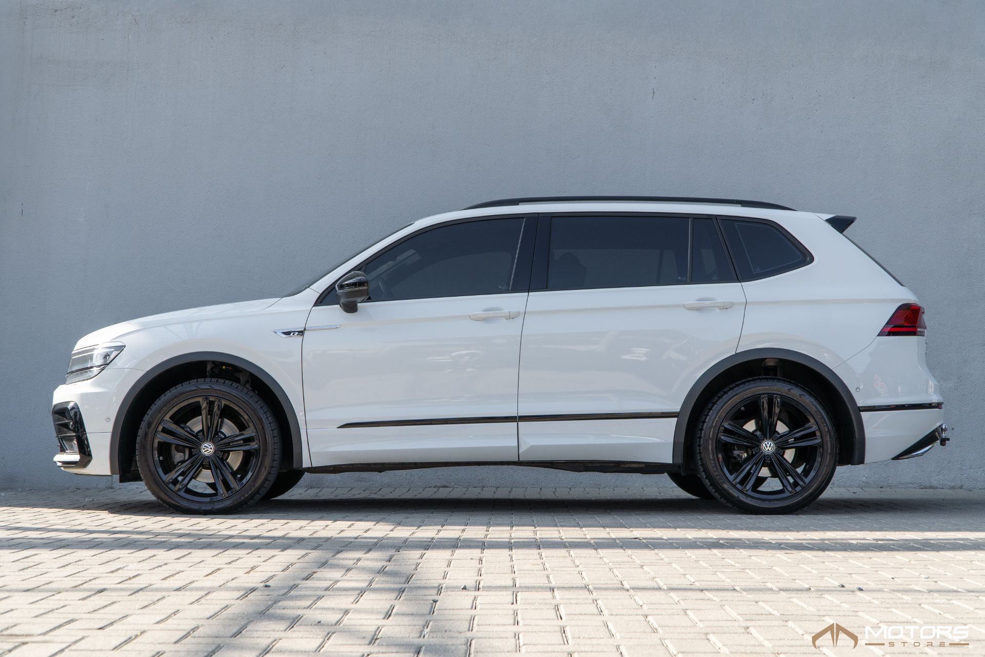 Volkswagen Tiguan — foto 3