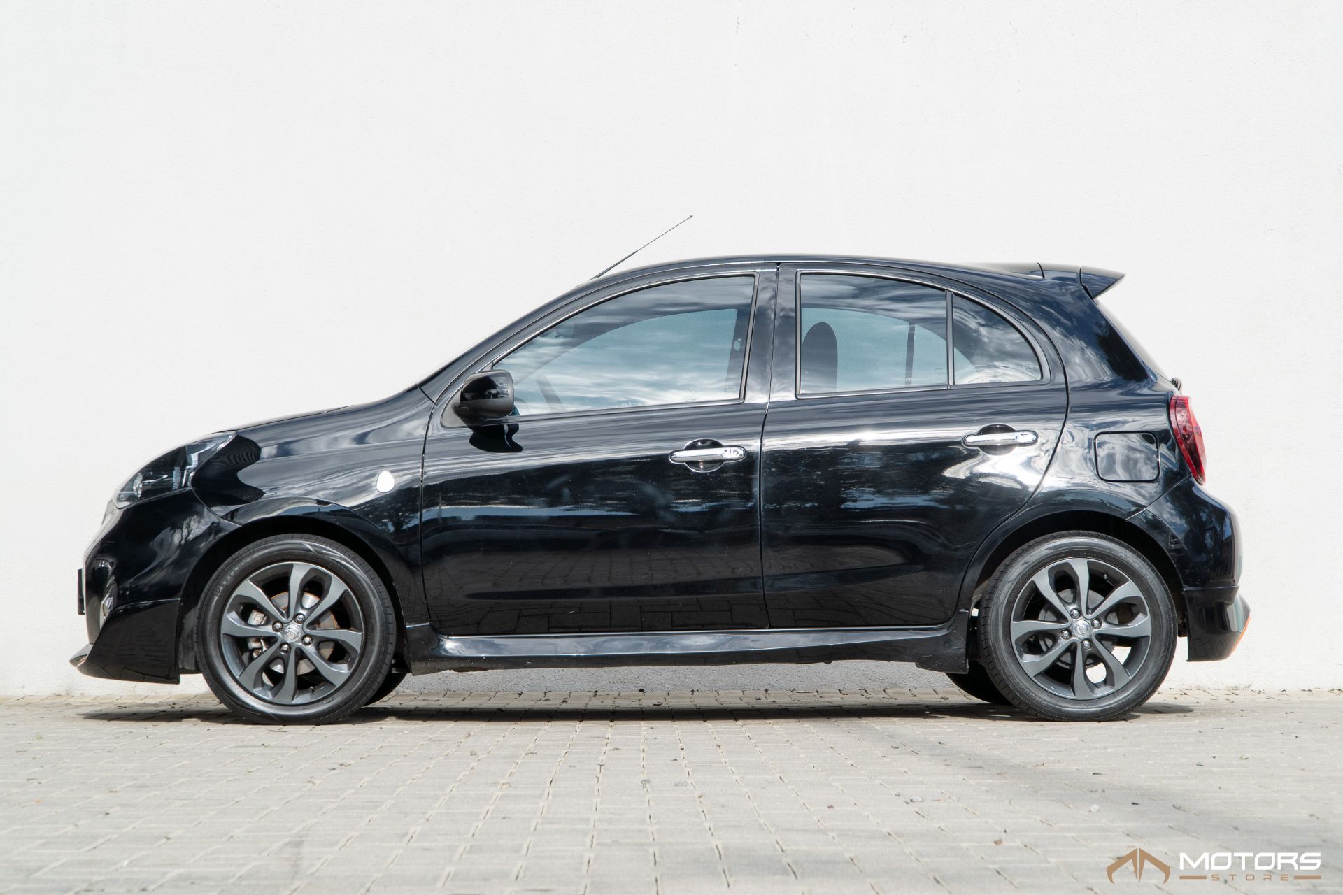 Nissan March — foto 3
