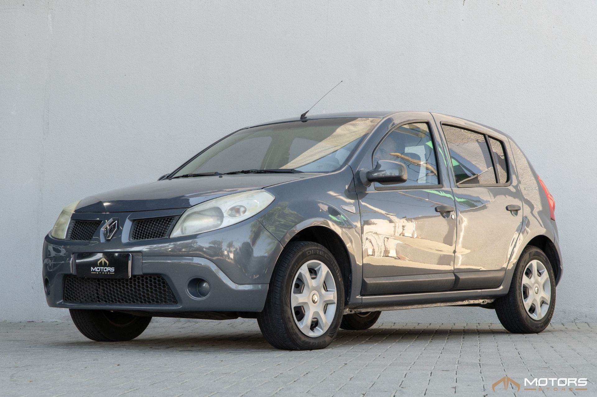 Renault Sandero 1.6 Expression 8v Hi-torque Flex 4p Manual