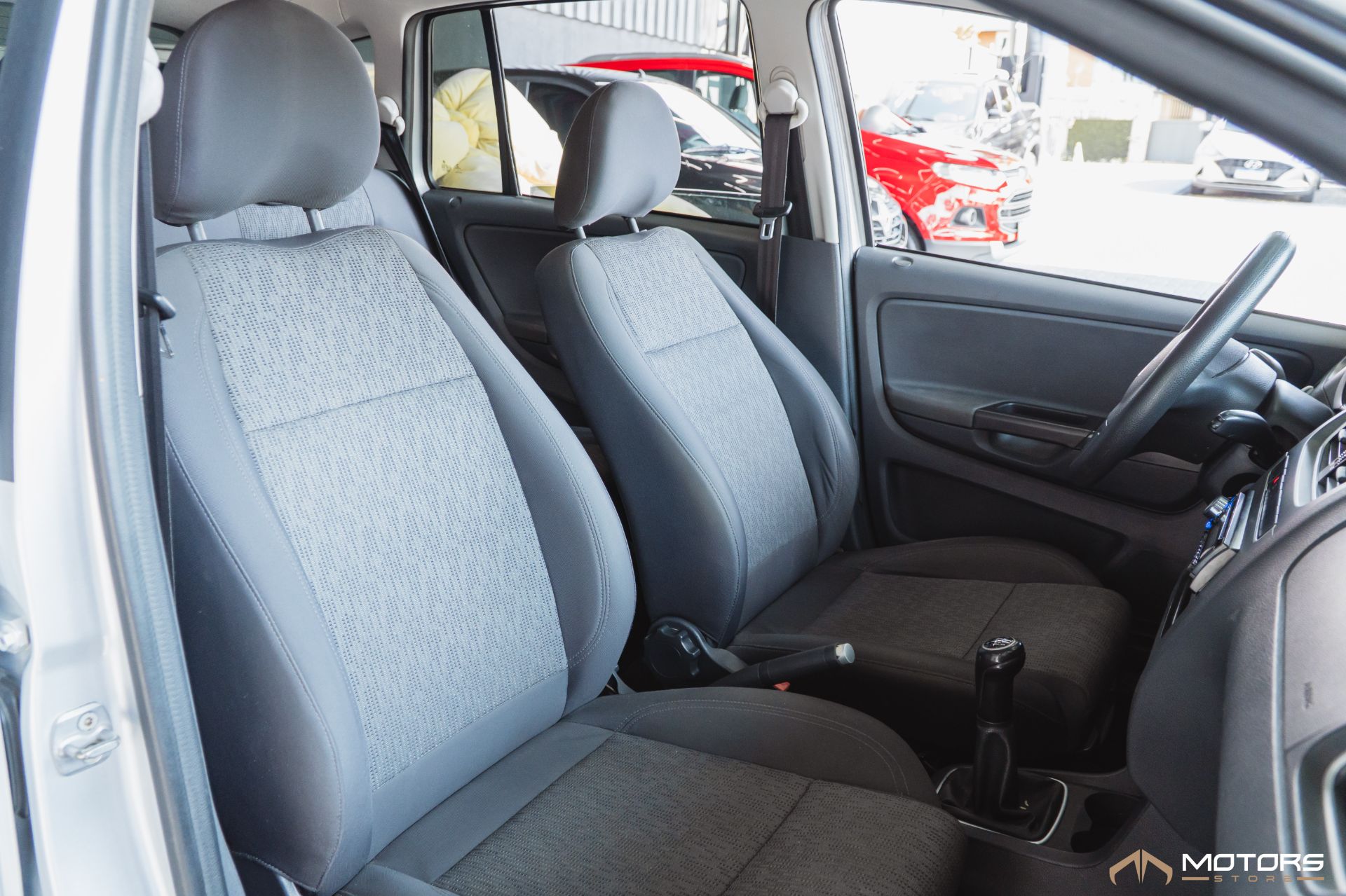 Volkswagen Spacefox 1.6 8V Trend TotalFlex 4P - Imagem 7