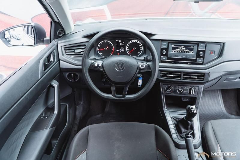 Volkswagen Polo Track 1.0 Flex 12V 5P - Imagem 11
