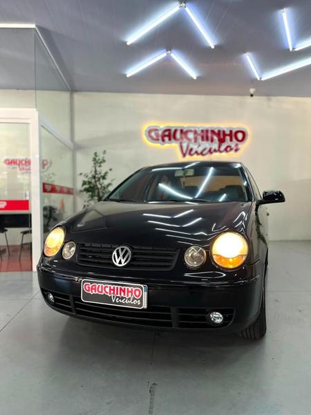 Volkswagen Polo 2.0 Mi 4P - foto 2
