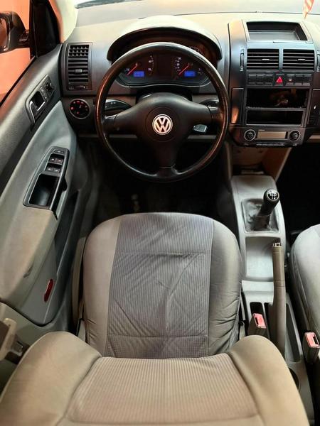 Volkswagen Polo 2.0 Mi 4P - foto 9