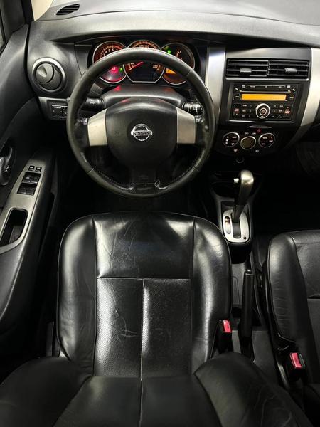 Nissan Livina 1.6 16V Flex Fuel 5P - foto 12