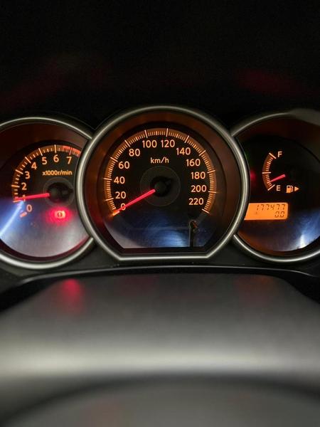 Nissan Livina 1.6 16V Flex Fuel 5P - foto 14
