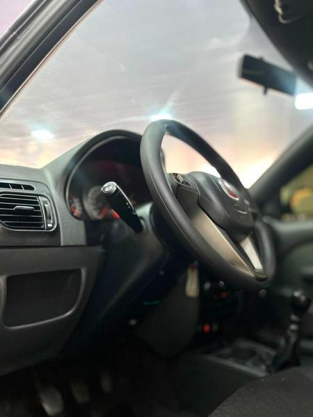 Fiat Strada Freedom Cc - foto 9
