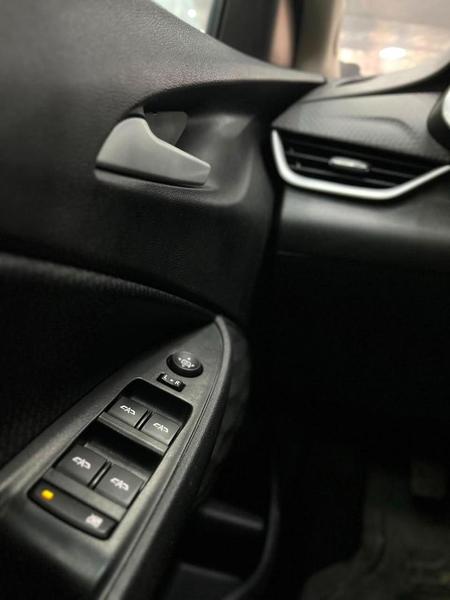 Chevrolet Onix Sed. Plus Prem. 1.0 12V Tb Flex Automático - foto 8