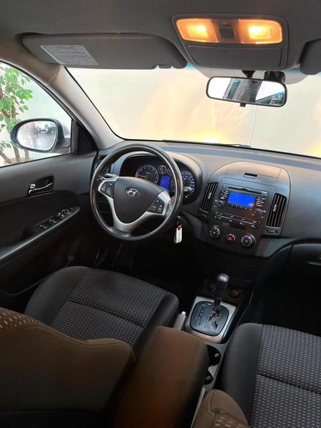 Hyundai i30 2.0 - foto 17