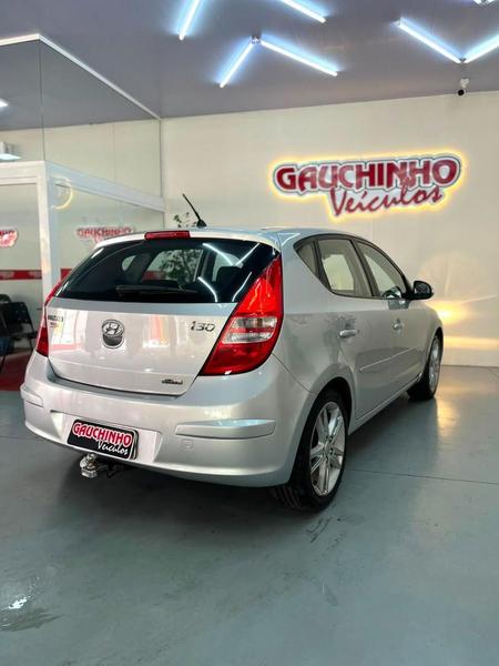 Hyundai i30 2.0 - foto 5