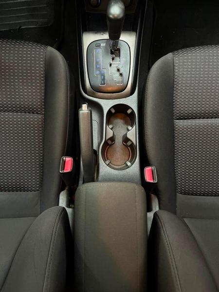 Hyundai i30 2.0 - foto 16