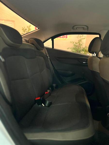 Chevrolet Prisma 14mt LT - foto 18