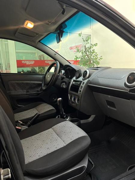 Ford Fiesta 1.6 Flex - foto 15