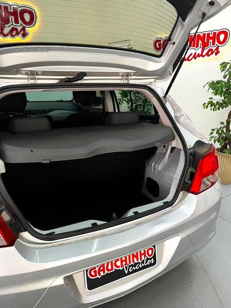 Chevrolet Onix 10mt Joye - foto 8