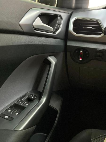 Volkswagen T-Cross TSI - foto 8