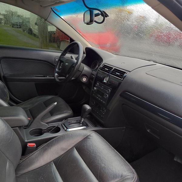 Ford Fusion - foto 9