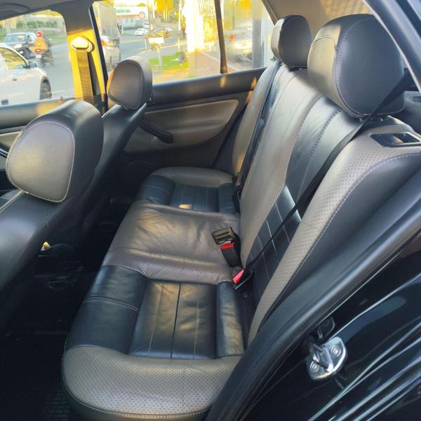 Volkswagen Golf 1.6 Sportline - foto 13