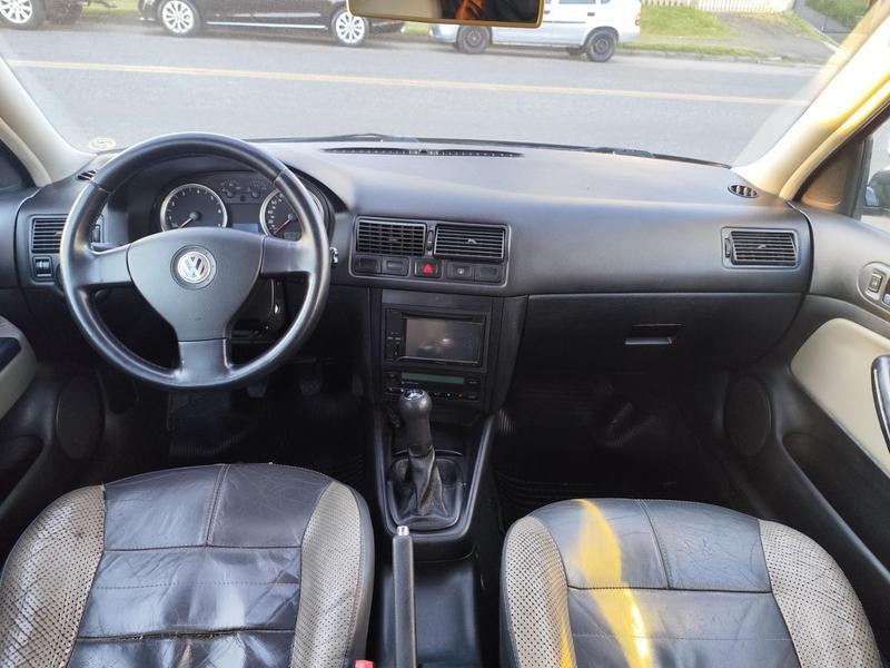 Volkswagen Golf 1.6 Sportline - foto 12