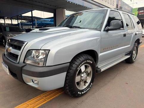 CHEVROLET BLAZER EXECUTIVE 4X4