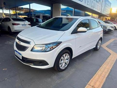 CHEVROLET ONIX 1.0MT LT