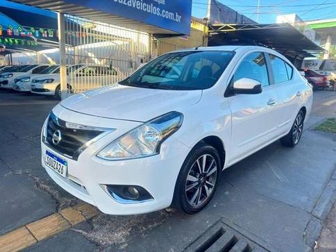 NISSAN VERSA 16 SL