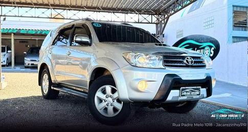 TOYOTA HILUXSW4 SRV4X4 2011