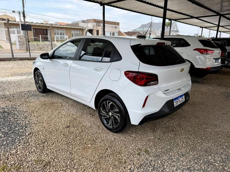 Chevrolet Onix 10tmt - foto 4