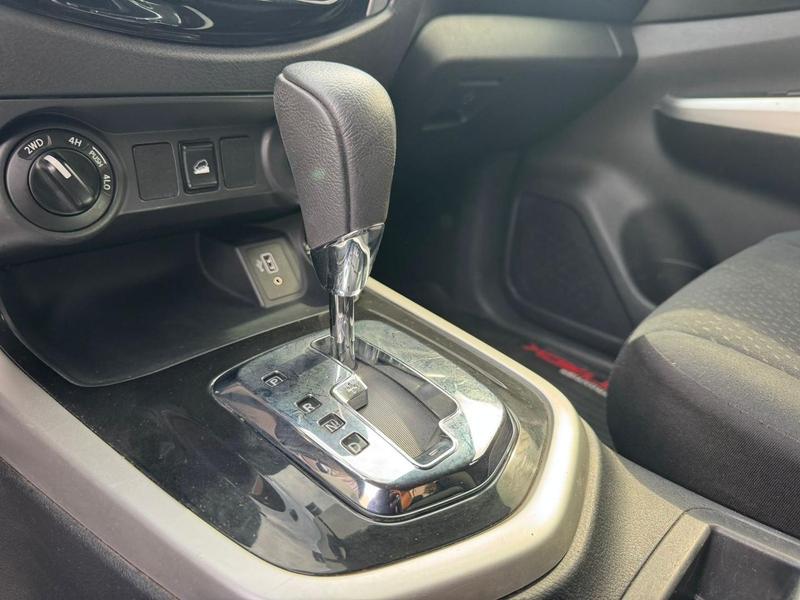 Nissan Frontier Atk X4 - foto 12