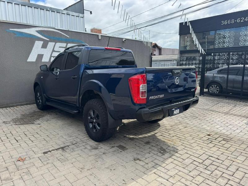 Nissan Frontier Atk X4 - foto 4