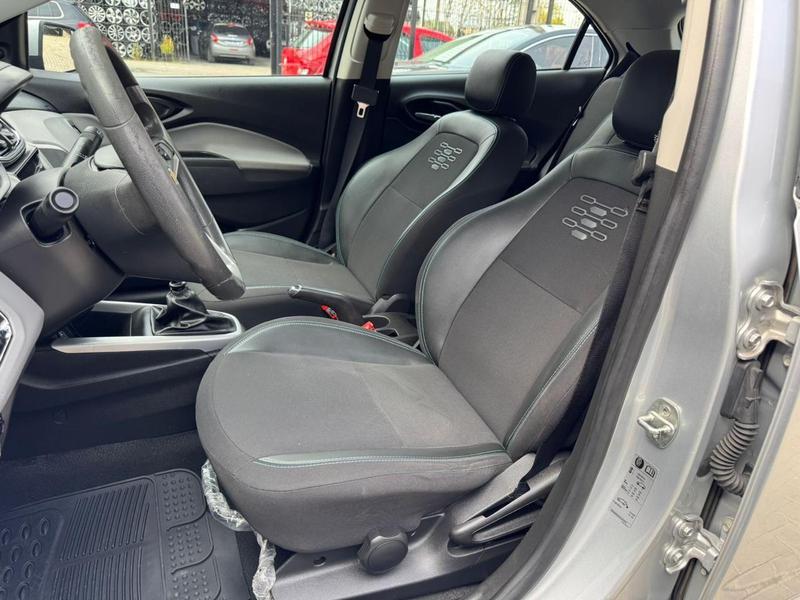 Chevrolet Onix 10mt LT - foto 8