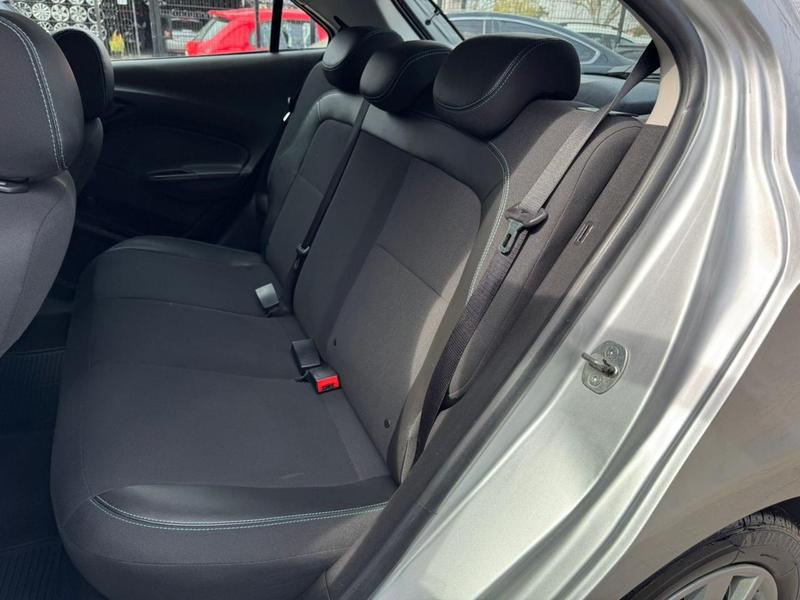 Chevrolet Onix 10mt LT - foto 9