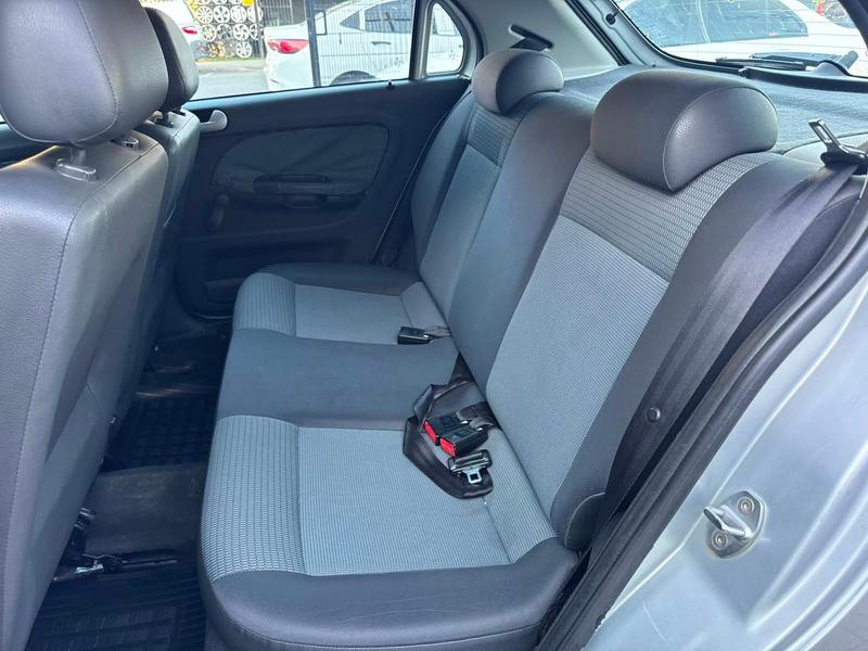 Volkswagen Gol 1.0 - foto 10