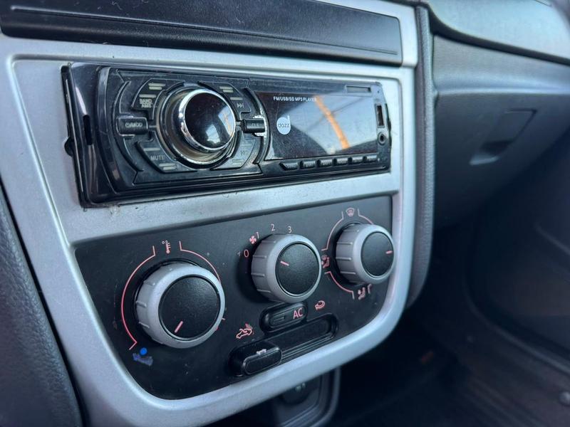 Volkswagen Gol 1.0 - foto 12