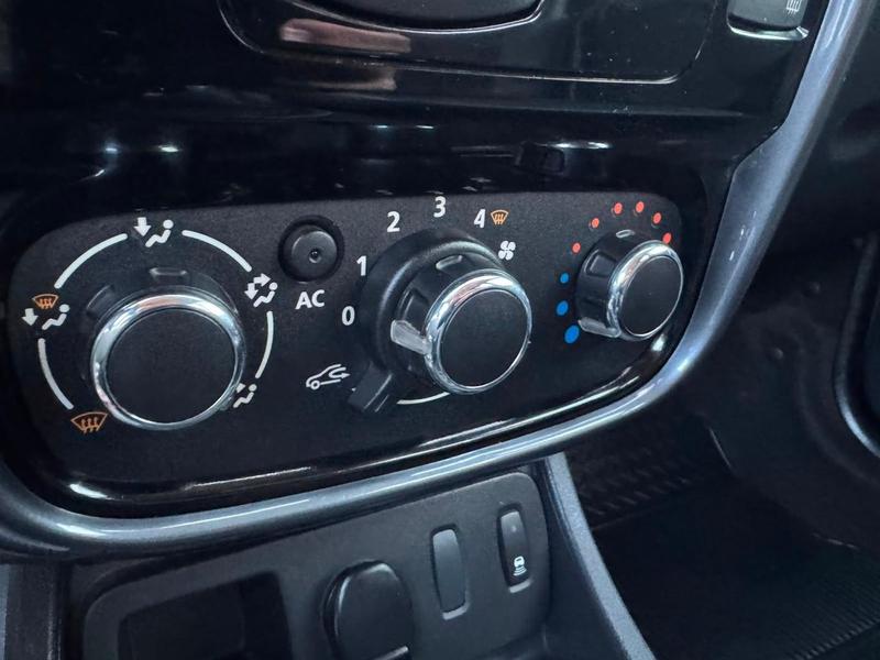 Renault Duster 1.6 D 4X2 - foto 12