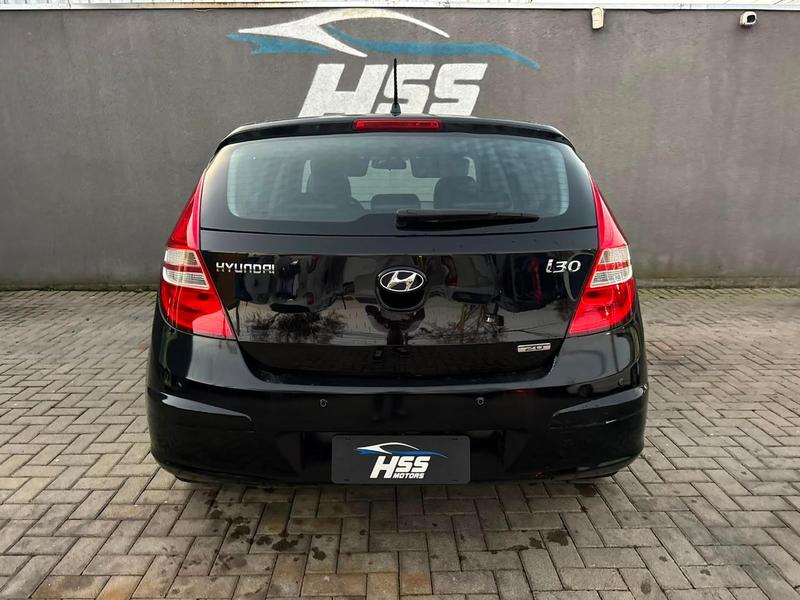 Hyundai i30 2.0 16V 145cv 5P Aut. - foto 5