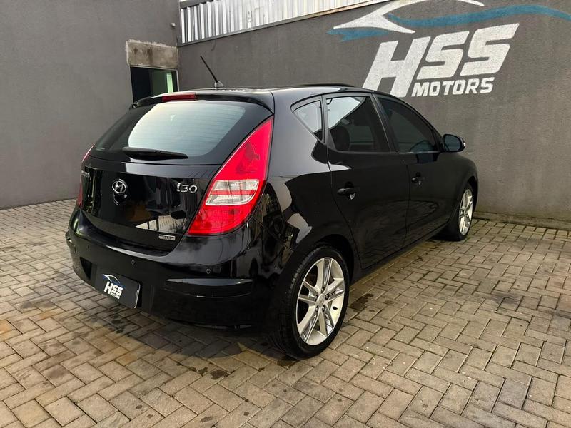 Hyundai i30 2.0 16V 145cv 5P Aut. - foto 6