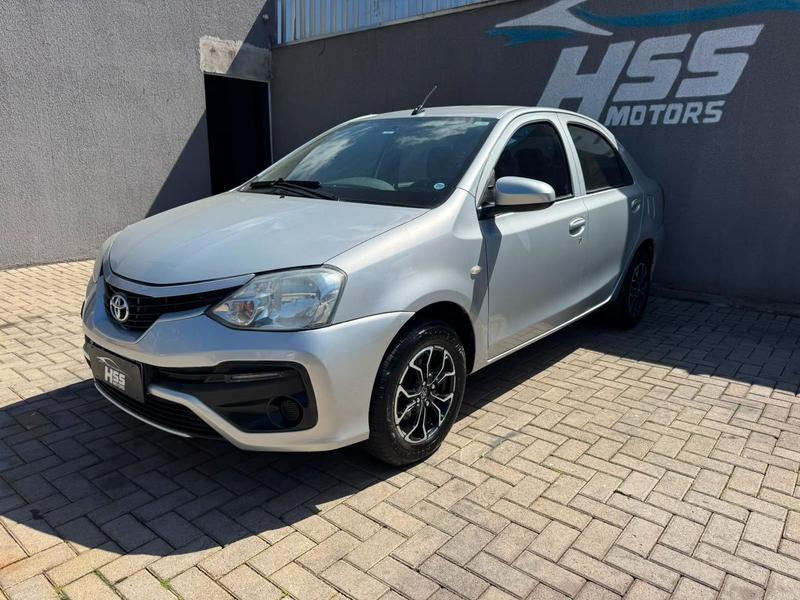 Toyota Etios Sd X 15l At - foto 3