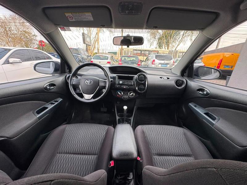 Toyota Etios Sd X 15l At - foto 9