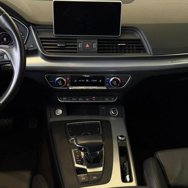 Audi Q5 2.0 TFSI - foto 12