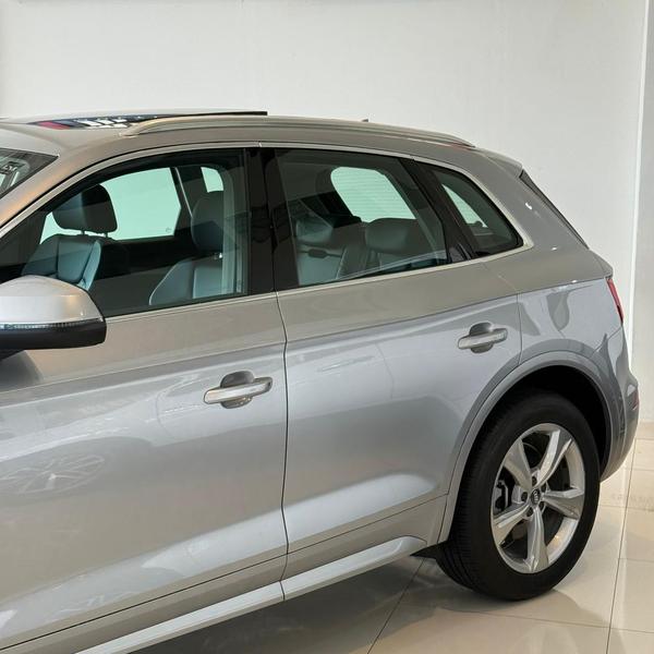 Audi Q5 2.0 TFSI - foto 8
