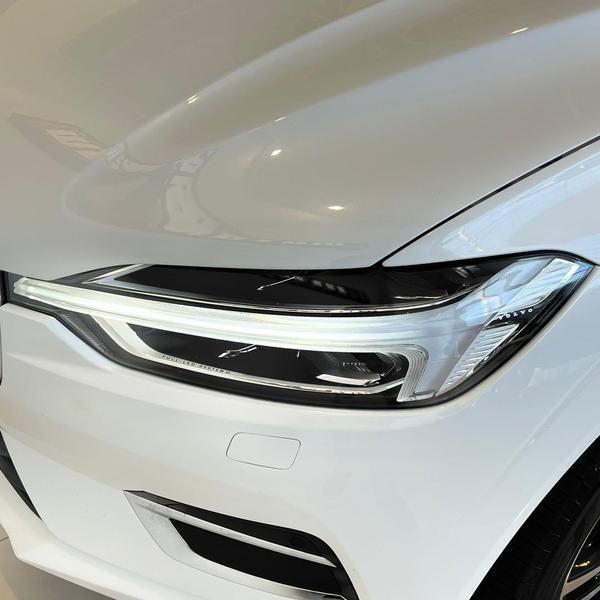 Volvo XC60 D5 Momentum - foto 7