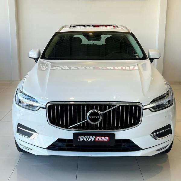 Volvo XC60 D5 Momentum - foto 2