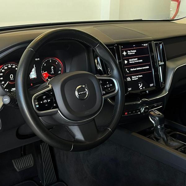 Volvo XC60 D5 Momentum - foto 10