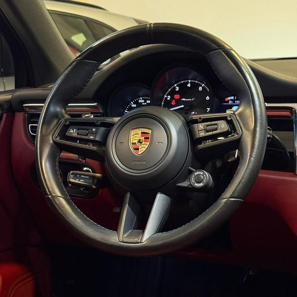 Porsche Macan T - foto 11