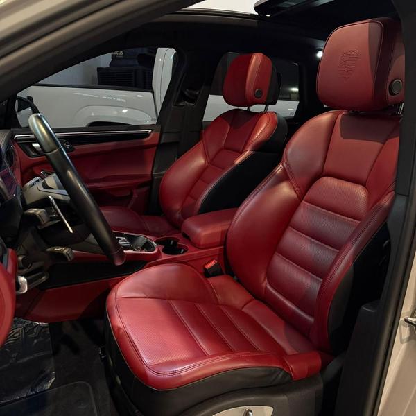 Porsche Macan T - foto 18