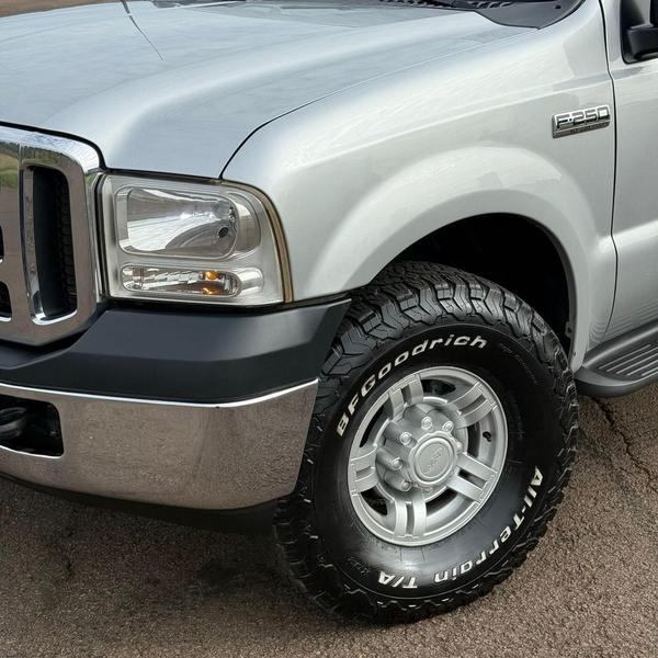 Ford F-250 XLT 3.9 4X2 Diesel Tb - foto 2